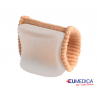Gel toe spreader with ribbed fabric